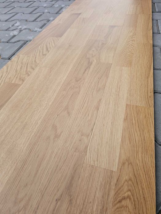 Deska dębowa lakierowana  2lamelowa 11x130x990 (30 m2)