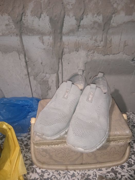 Кросівки чоловічі літо 38 розм  Puma
