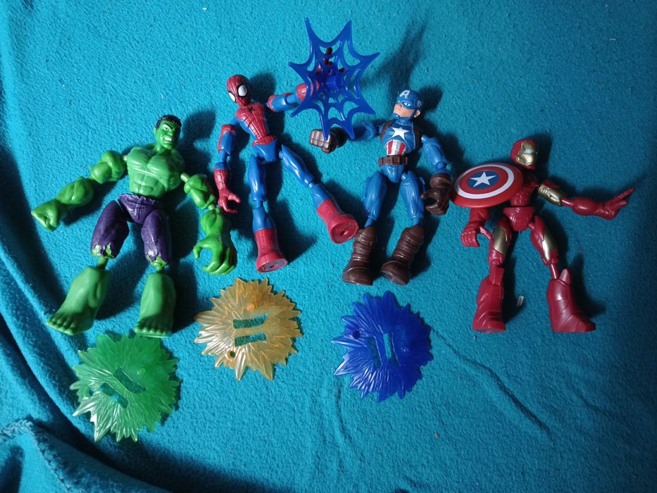 Hulk, spider Man, kapitan Ameryka, Iron Man figurki
