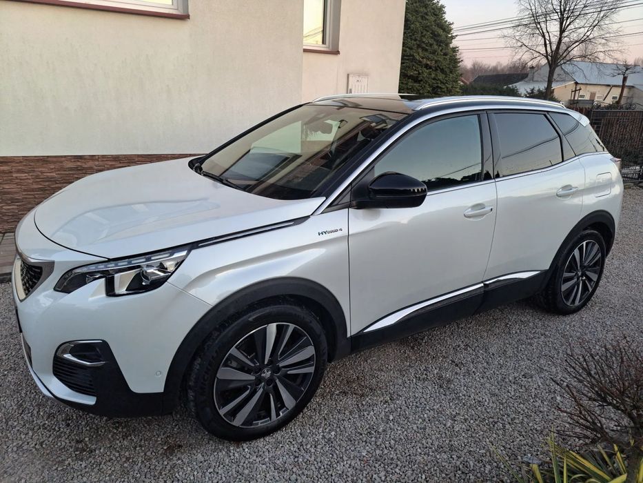 Peugeot 3008 GT 4x4 1.6 Puretech PLUG-IN HYBRID4