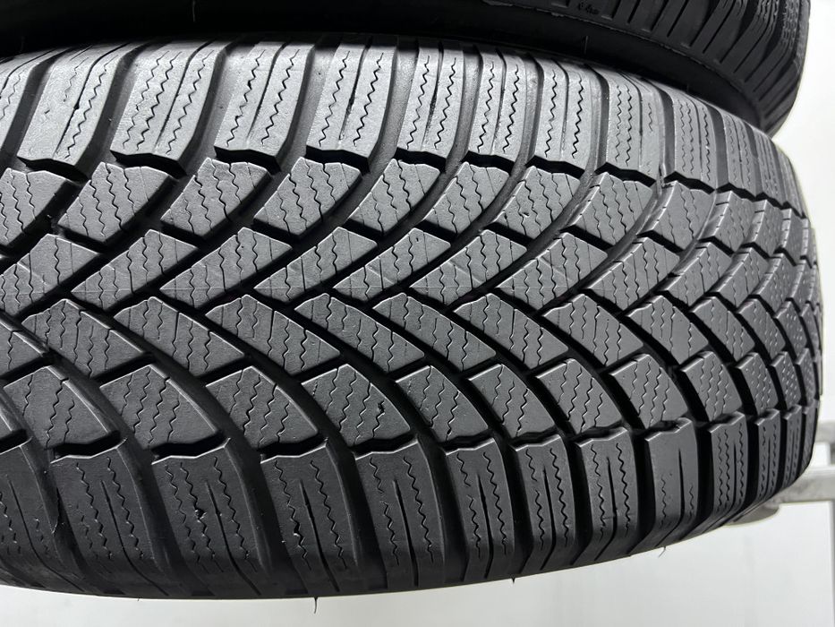 2шт зима 205/60/R16 Bridgestone Blizzak LM 005