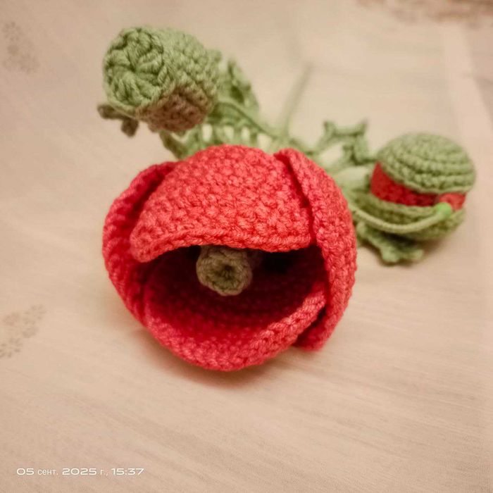 Квіти гачком ручної роботи під замовлення