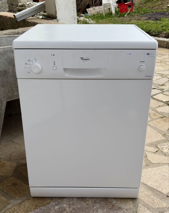 Máquina de Lavar Loiça Whirlpool – Bom estado e a funcionar