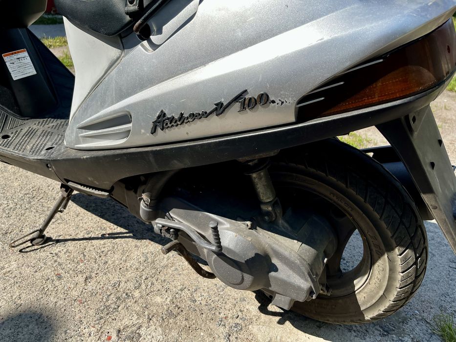 Suzuki Address V100
