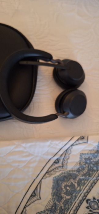 Jabra  Evolve2 65 headset