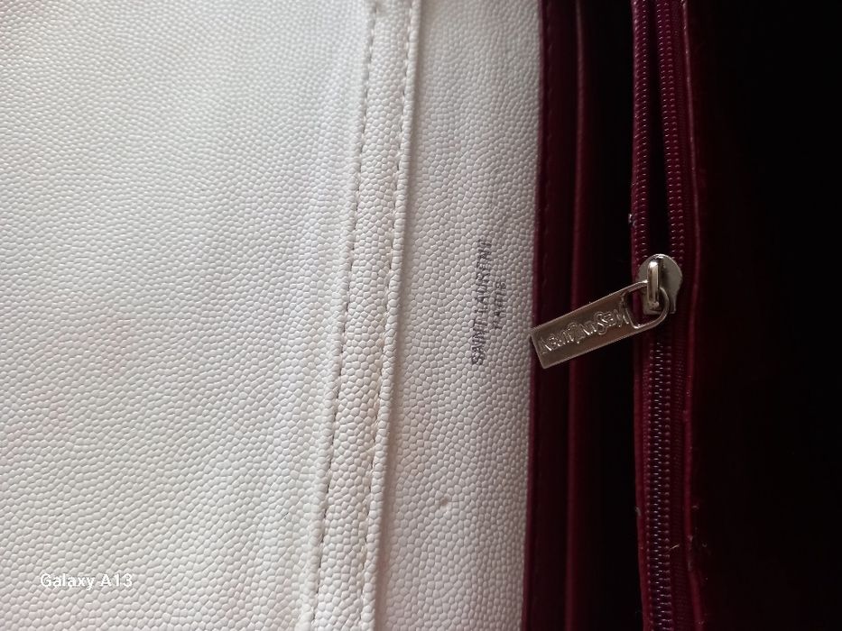 Saint laurent Paris biala torebka na łańcuszku