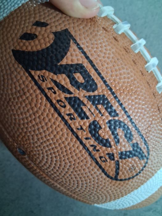 Piłka do rugby dobry stan