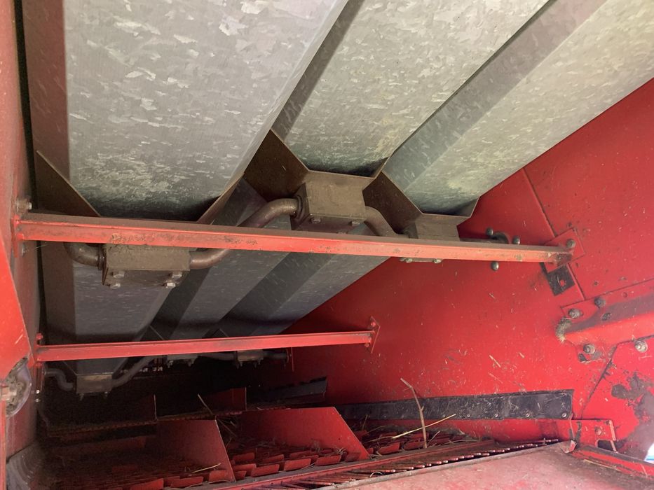 Комбайн Massey Ferguson 240 з Європи масей фергюсон 240, 206, 187