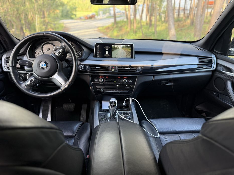 Vendo BMW X5 25d s drive 7L Pack M