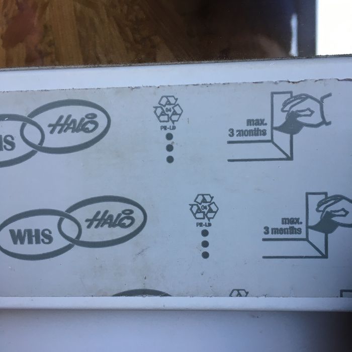 Двері та вітрини металопластикові