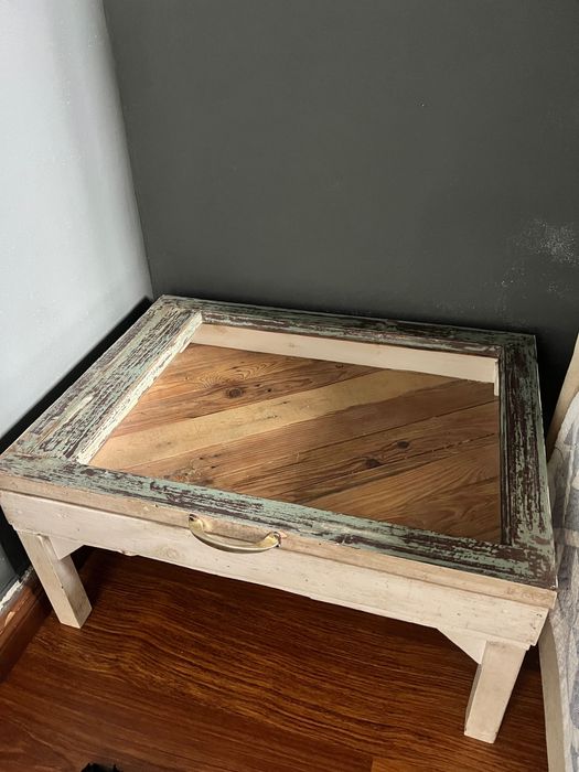 Mesa de Cabeceira ou de Centro (Madeira) - Tampo de Vidro Abre-Fecha