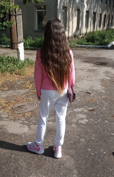 Спортивные штаны для девочки 154р