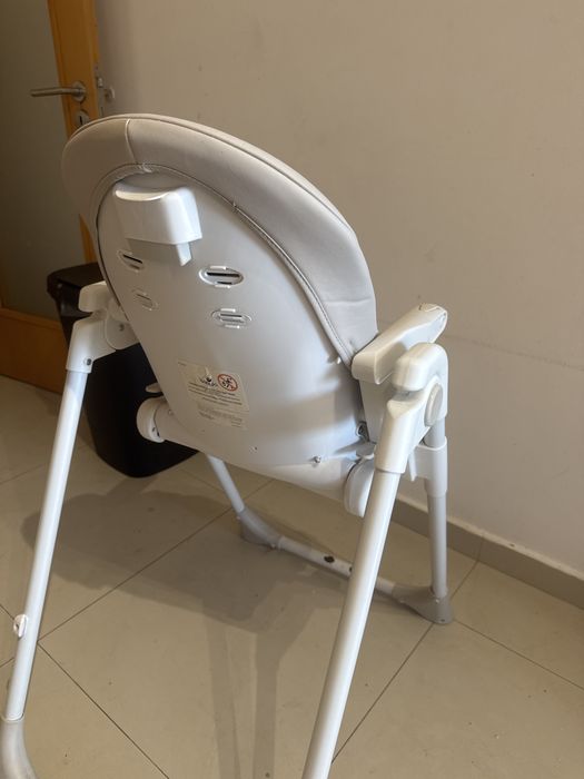 Cadeirinha de refeição