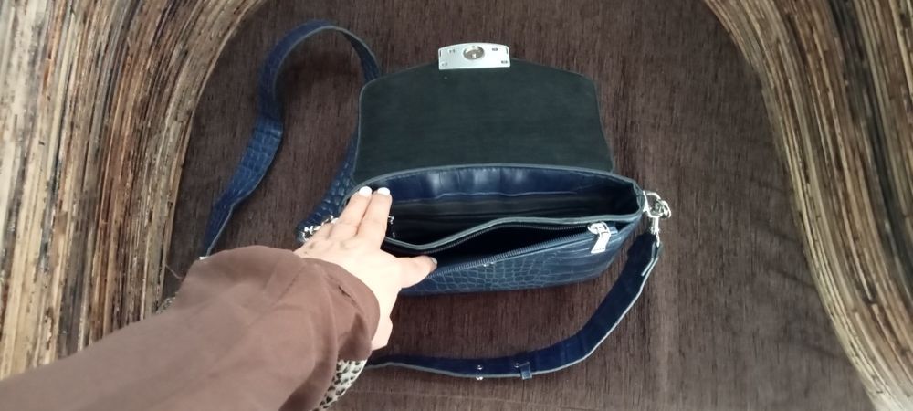Mala azul Parfois