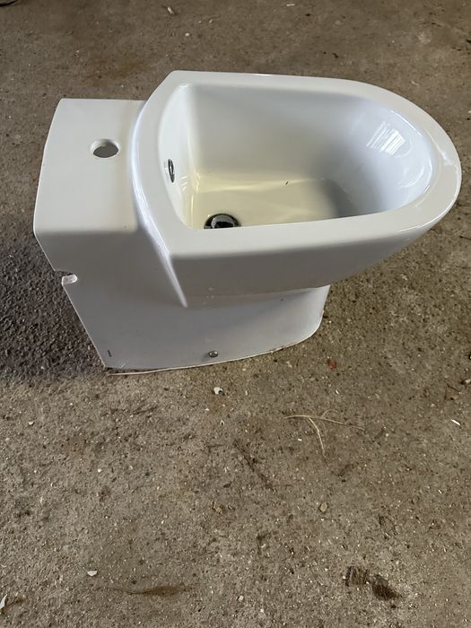 Bidé sanindusa new day