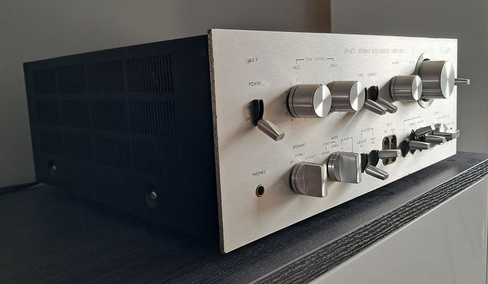 Wzmacniacz JVC JA-S71