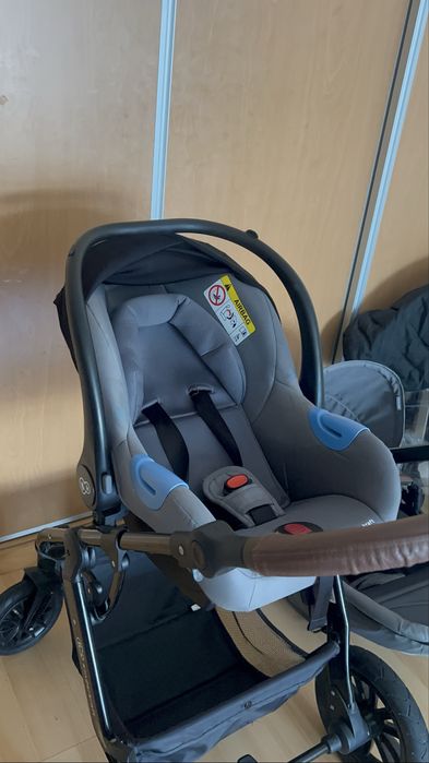 Carrinho com bebe conforto kinder kraft
