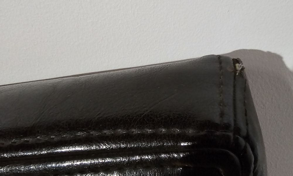 Cabeceira de cama preta