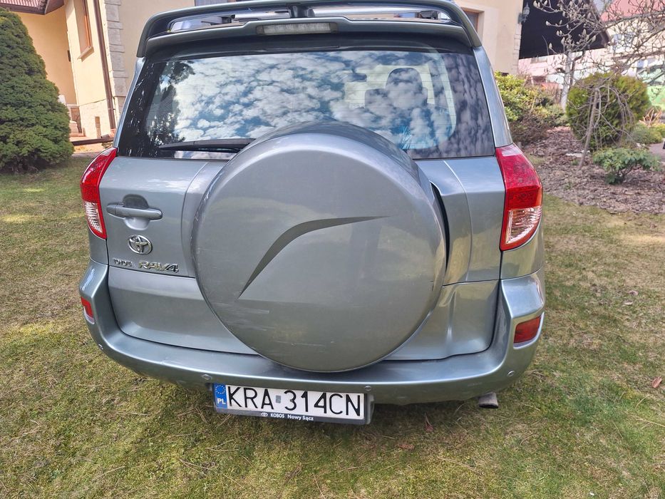 Toyota RAV-4 2.2 diesel 2007 rok