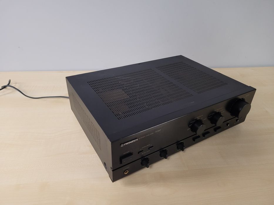 Wzmacniacz Pioneer A-445 czarny – mocny , stereo, w pełni sprawny