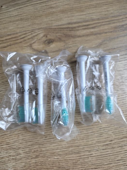 Philips Sonicare 4500 + 5 końcówek C1 – NOWA, gwarancja 1,5 roku