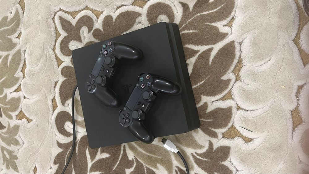 playstation 4 em otima condições