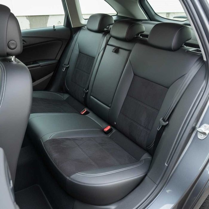 Чохли в салон Opel Astra H Combi / Astra J Tourer Екошкіра Нові Модельні EMC-ELEGANT