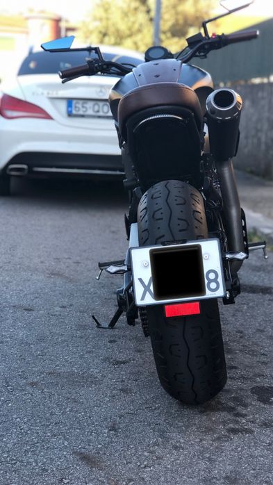 YAMAHA XSR 700 (Muito estimada)