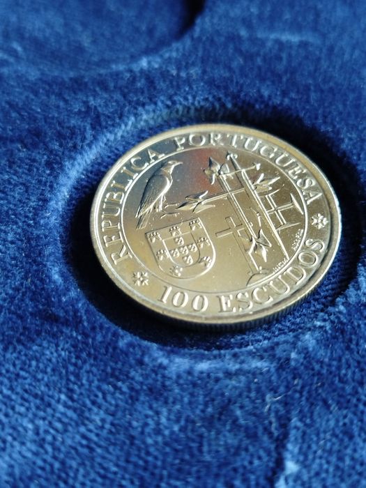 Moeda comemorativa de 100 Escudos- D. António Prior do Crato