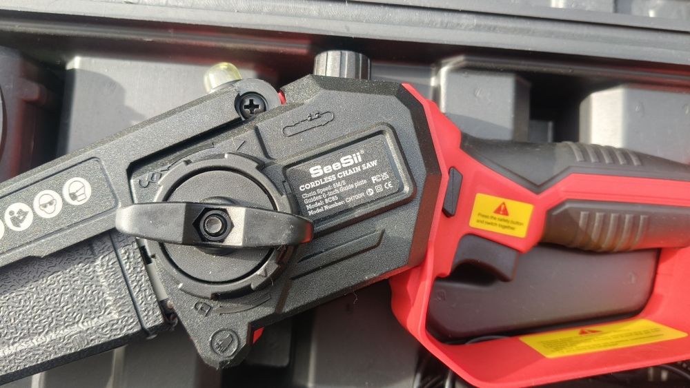 Mini piła łańcuchowa 6 cali bezszotkowa, 2x4ah akumlatory system  Makita wysyłka gratis