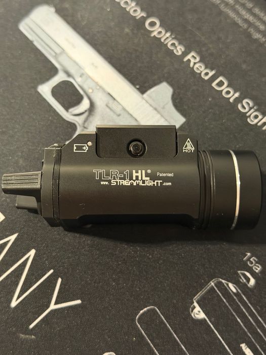 Streamlight  TLR-1 HL  Latarka taktyczna