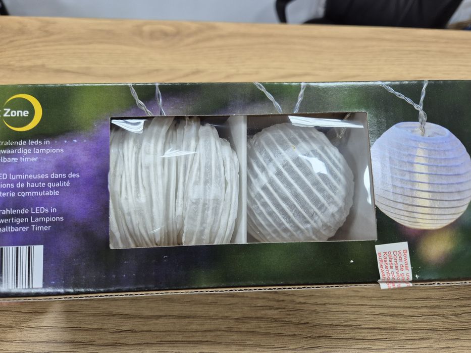 Łańcuch świetlny z lampionami/laternami, dekoracja do ogrodu na prąd