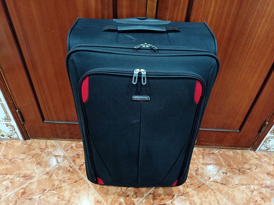 Mala malas de porão até 23 kg viagem casa quarto apartamento vivenda.