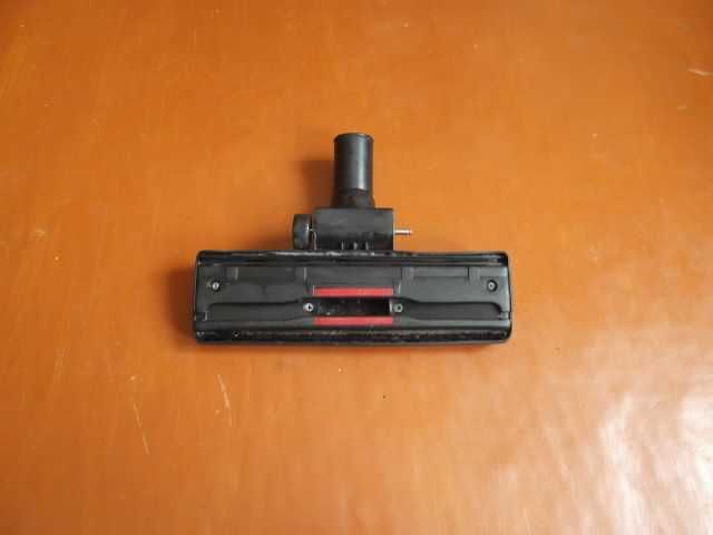 Щетка насадка для пылесоса, диаметр 32 мм.