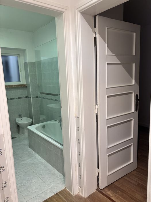 Quarto em Benfica