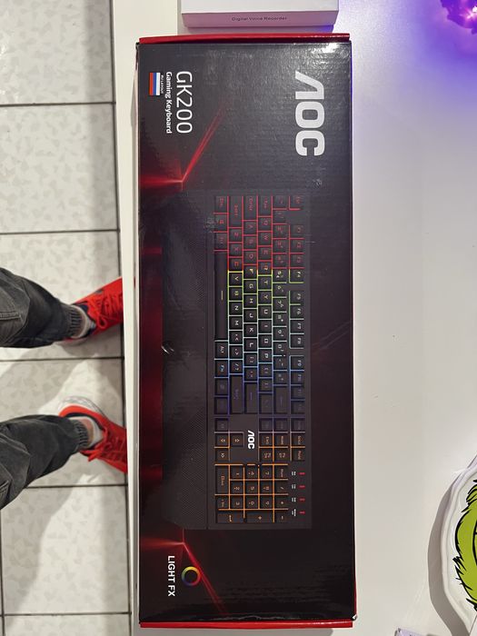 Klawiatura gamingowa AOC RGB – przewodowa, pełnowymiarowa