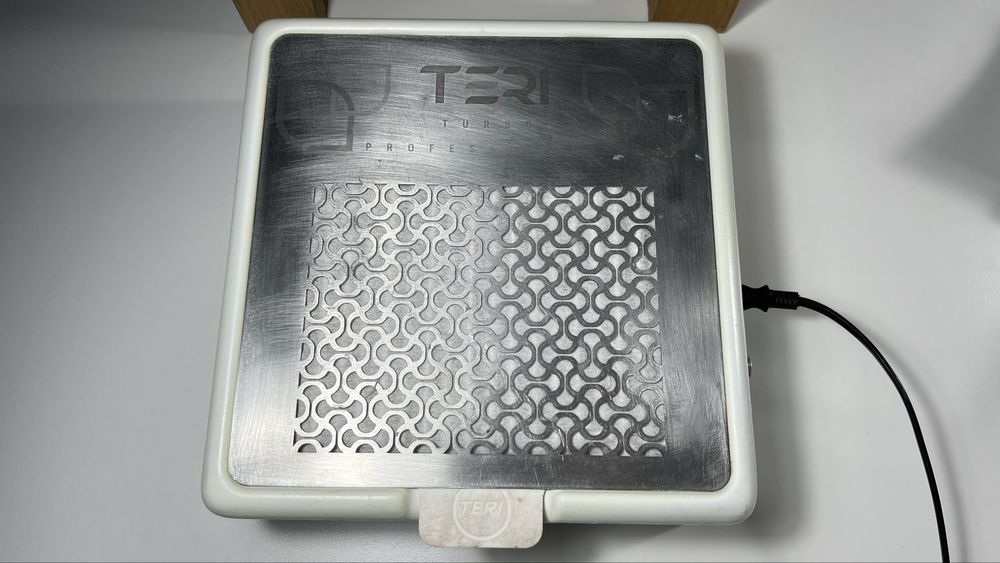 Манікюрна витяжка Teri turbo