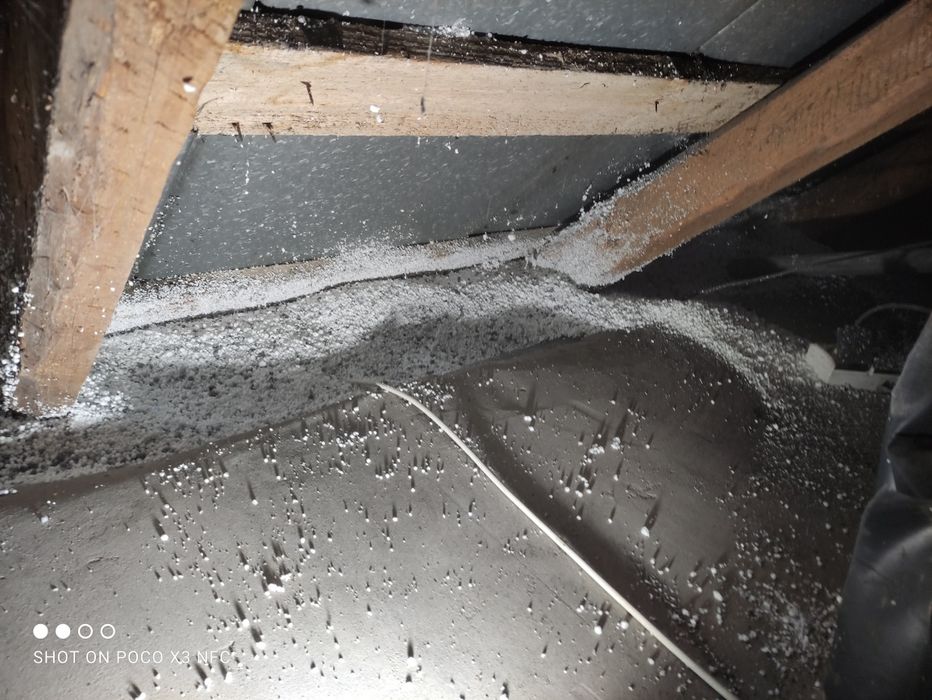 Ocieplanie granulatem styropianu