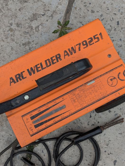 зварювальний апарат Sturm ARC WELDER AW79251