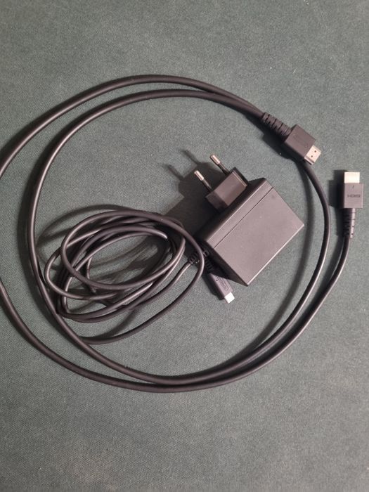 Sprzedam nintendo switch oled z pok i 3 grami gratisrowcem