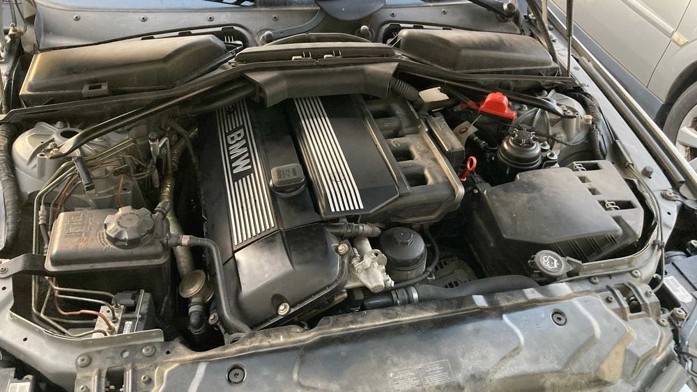 BMW E60 + drugi komplet kół