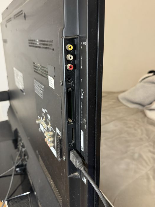 Televisão Panasonic 42” – Modelo TX-L42E3E