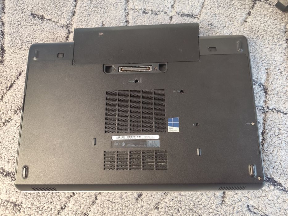 Ноутбук  Dell M 2800