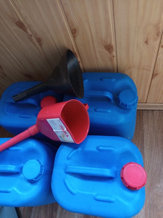 Лейка автомобильная