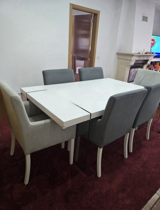Vendo mesa sala de jantar 1,90mt x 1mt