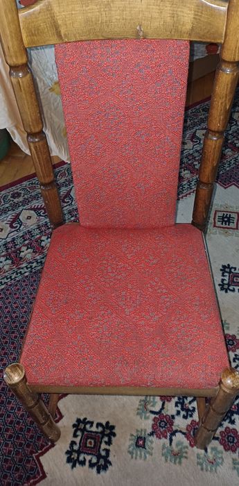 Krzesła 6 sztuk w kolorze czerwonym