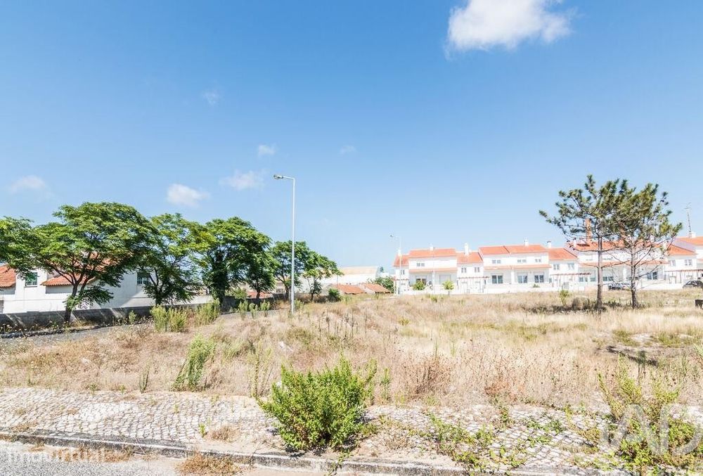 Terreno para construção em Vieira de Leiria