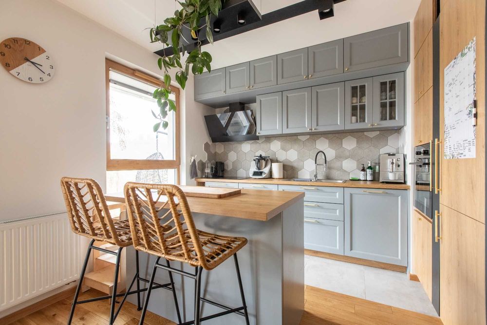 hokery rattan industrialne 2 sztuki jak nowe