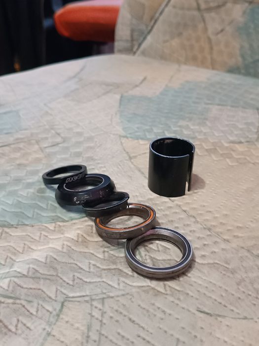 Рульова система на трюковий самокат.