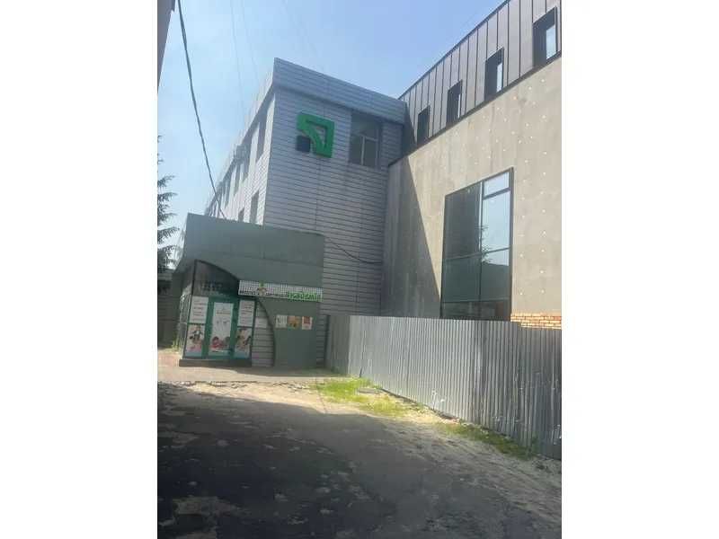 Продаж офісного приміщення 222 м² в центрі Ковеля (вул. Грушевського 2)
